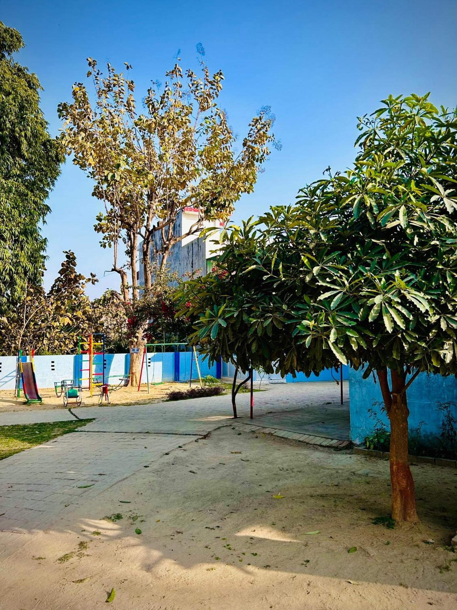 Gooseberry Garden Villa Ayodhya Exteriör bild